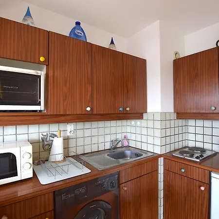 Spacieux Au Coeur D'evian-les-bains, Balcon, Proche Centre - Fr-1-498-58 Apartman